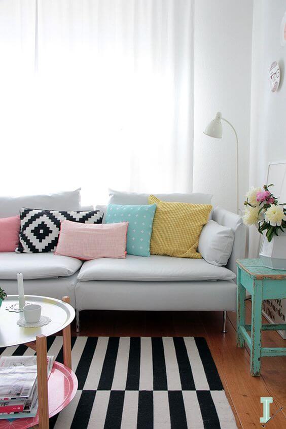 Confira nosso post Decorando com cores suaves e neutras. 